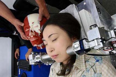 wao-1-face-massaging-robot_48.jpg