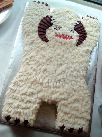 star wars hoth monster. wampa cake 1 Star Wars Wampa Cake. Complete with a severed arm and cherry 