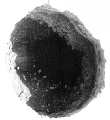 mars-pits-larger_30636_600x450 mars pits larger 30636 600x450 e1293059244725 Holes in Martian surface hint at caverns below