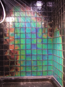 temperature-sensitive-glass-tiles