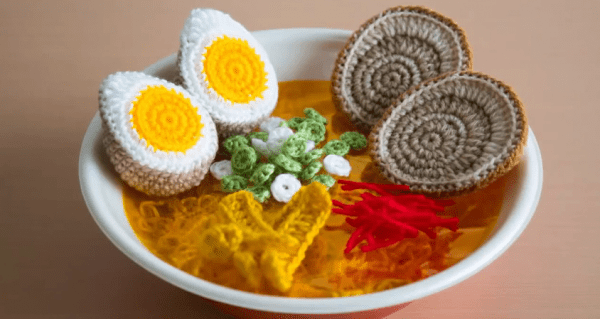 crochet-ramen-noodles