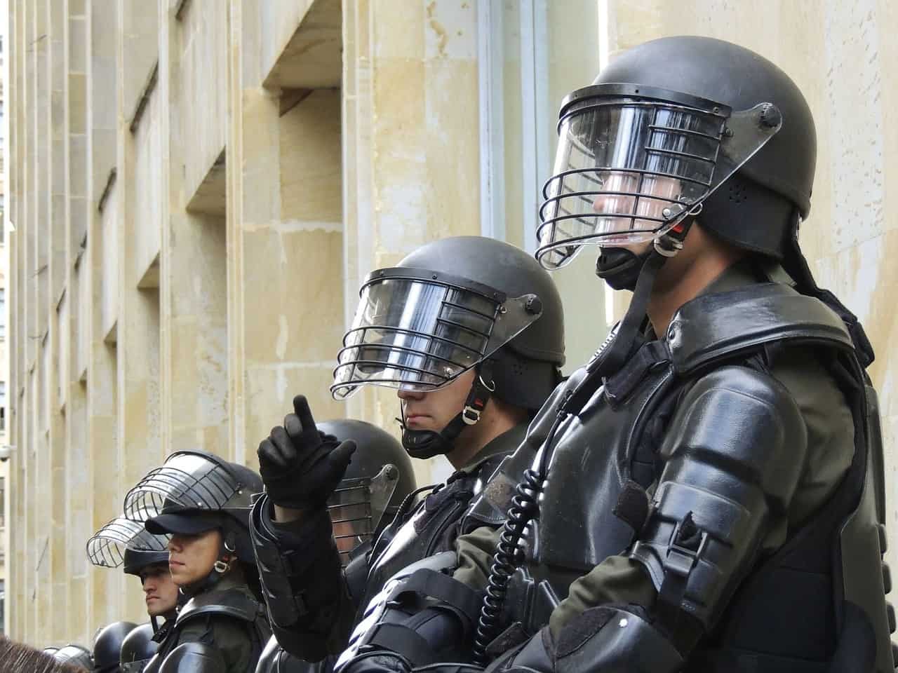 How to Protect Yourself Against Swatting | Gearfuse