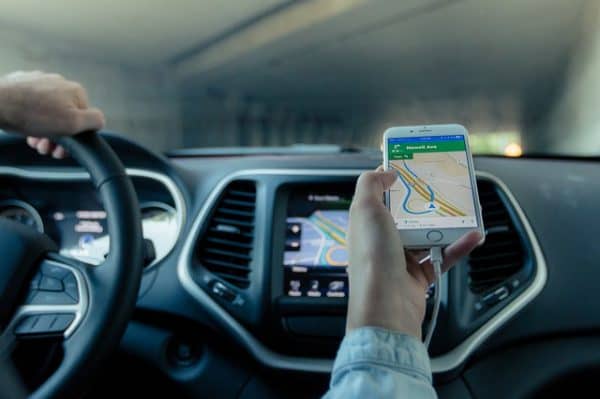 6 Mobile Phone Apps That Prevent Distracted Driving