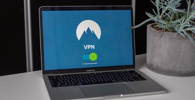 How Free VPNs for Windows Empower IT Enthusiasts: Stay Updated with Ease