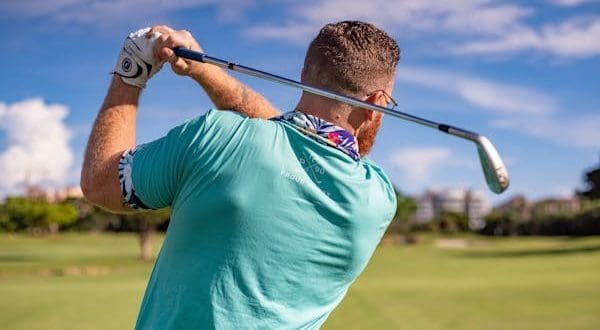 Mastering the Green: Pro Tips and Must-Have Golf Gears